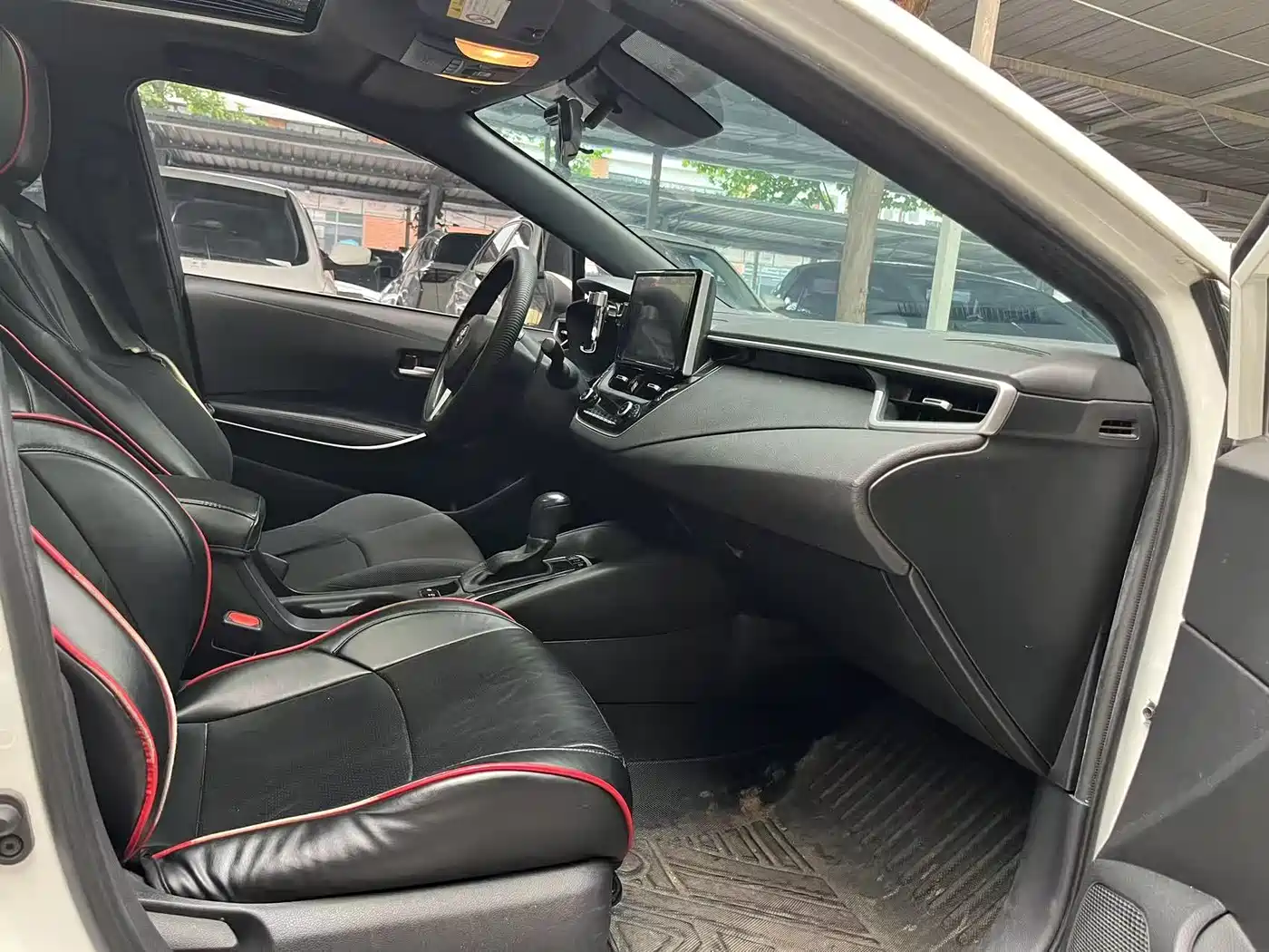 Toyota Levin 2019 Dual Engine 1.8H E-CVT Luxury Edition China V фото 11