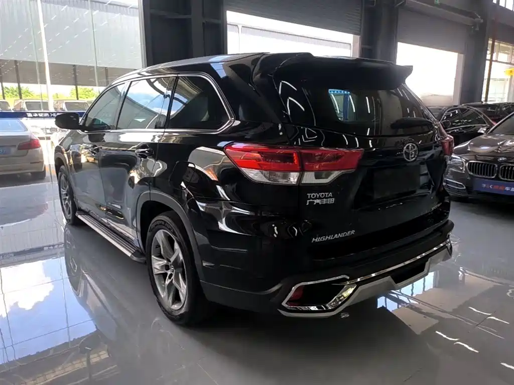 Toyota Highlander 2018 2.0T 4WD Luxury 7-seater China VI фото 5