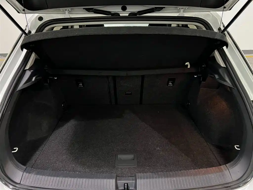 Volkswagen T-ROC 2022 280TSI DSG 2WD Elite PLUS фото 7