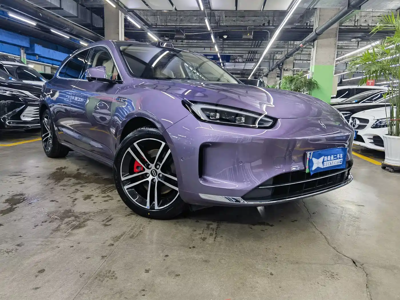 AITO Wenjie AITO M5 2025 Extended Range Ultra AWD фото 3