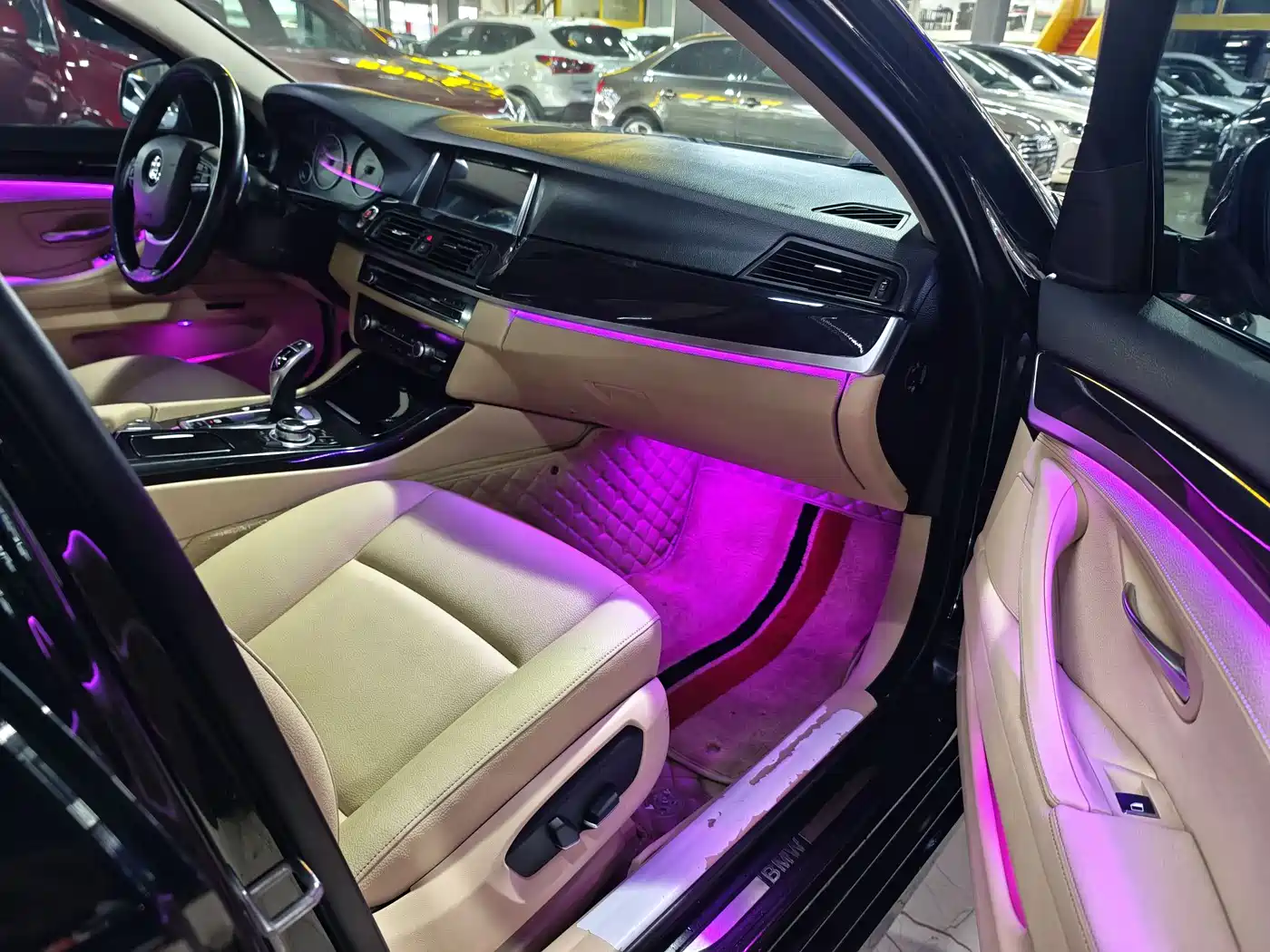 BMW 5 Series (Import) 2015 528i xDrive Luxury Design Package фото 8