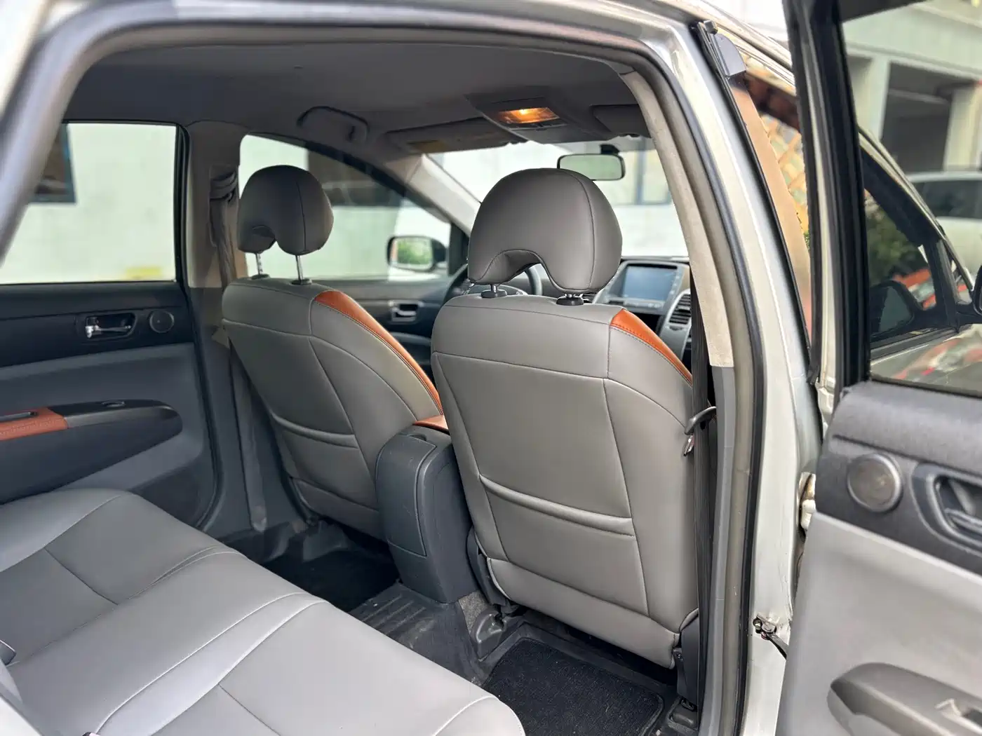 Toyota Prius 2007 2006 1.5L Leather Navigation Edition