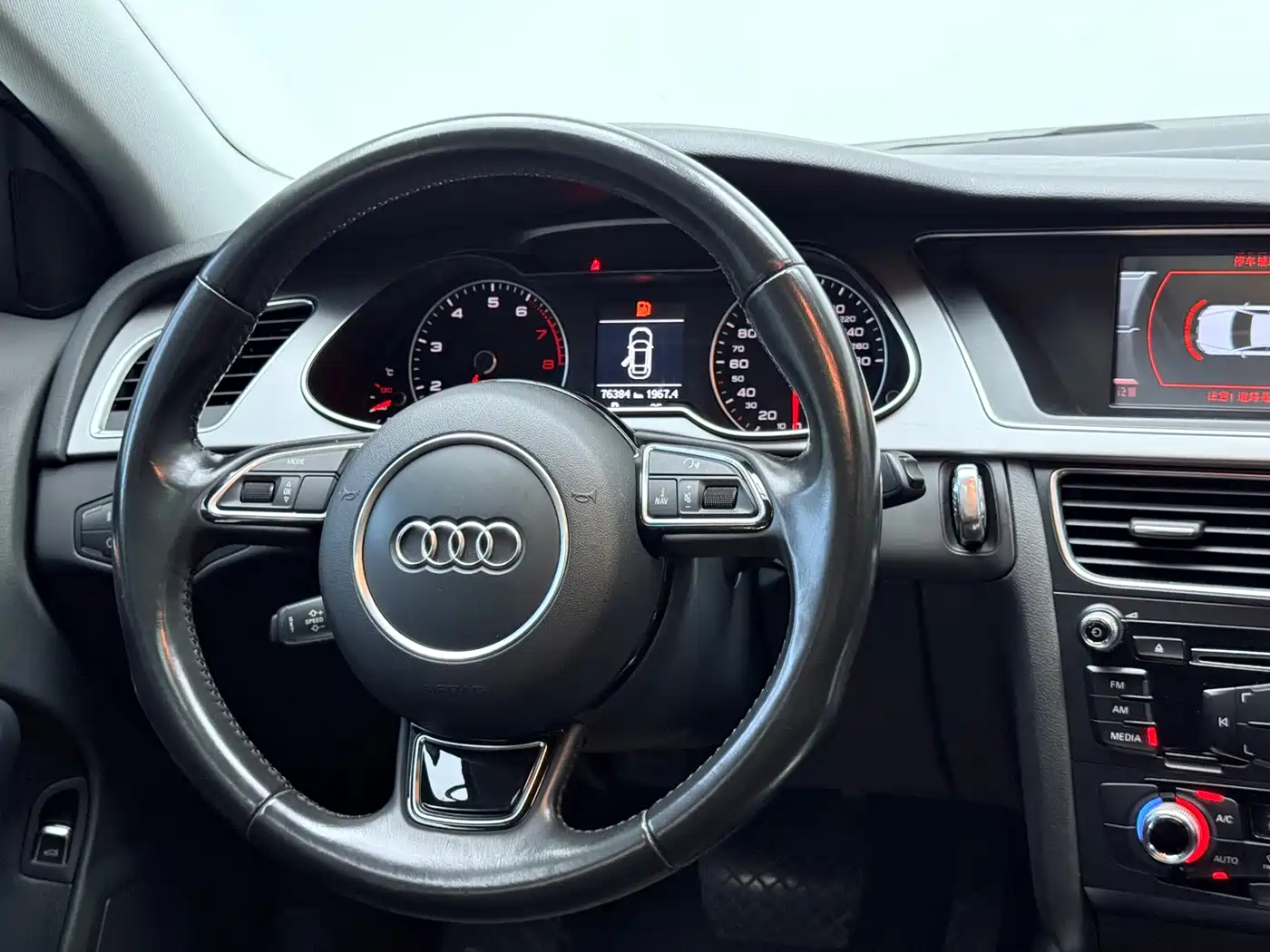 Audi A4L 2015 45 TFSI quattro Individual Sport фото 10
