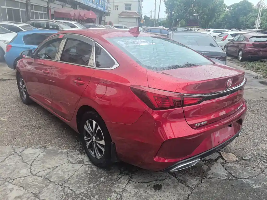 Фото 5 - Changan Eado