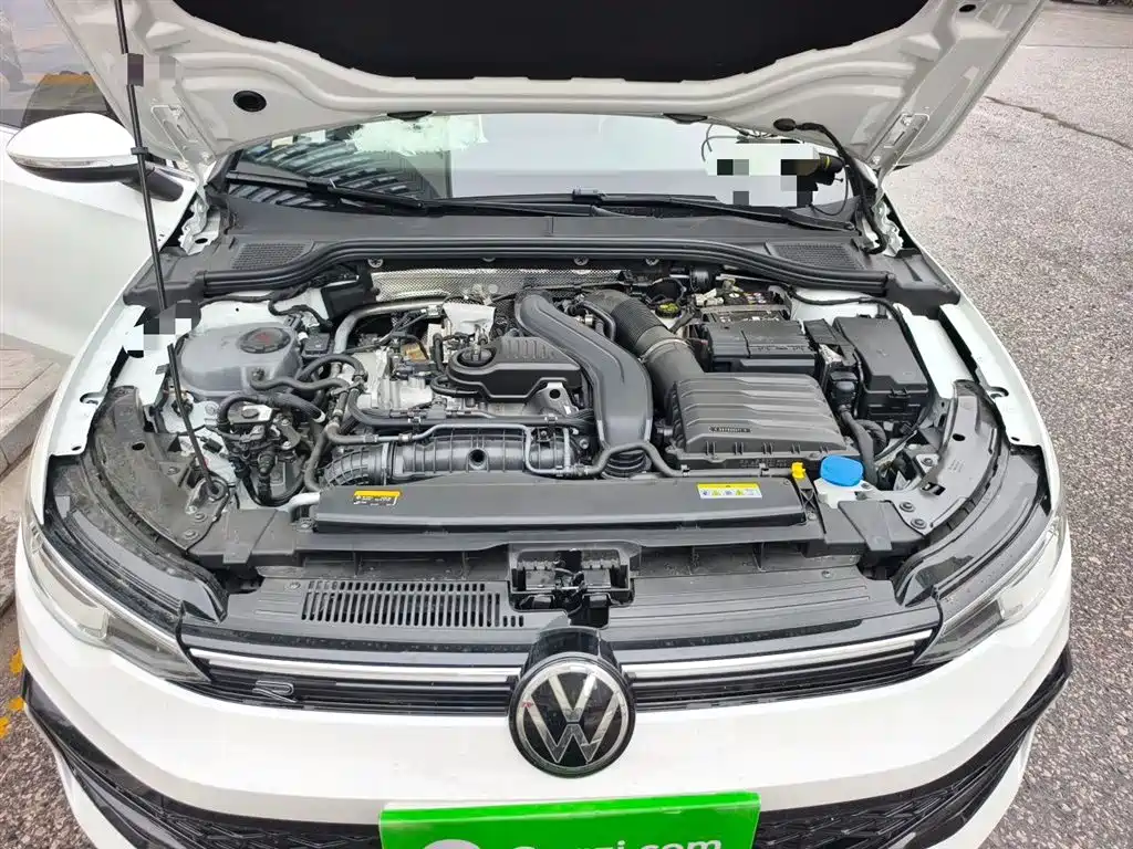 Volkswagen Golf 2025 300TSI R-Line фото 16