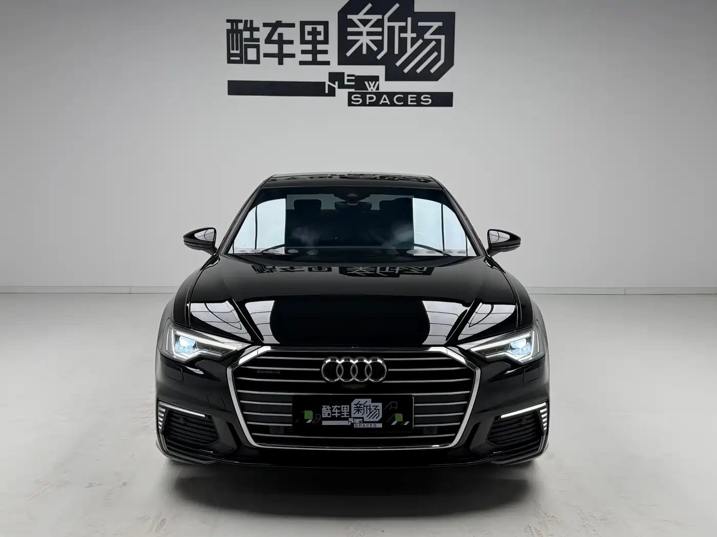 Audi A6L New Energy 2020 55 TFSI e quattro фото 2