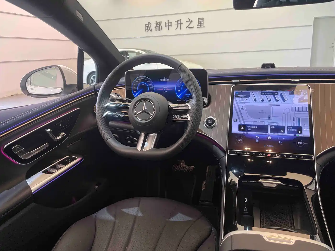 Mercedes-Benz EQE 2025 2025 Model 500 4MATIC Luxury Edition