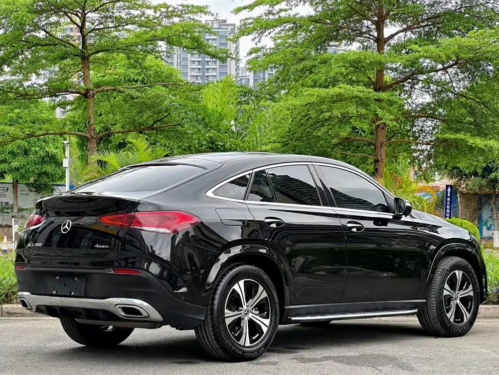 Mercedes-Benz GLE Coupe 2020 GLE 350 4MATIC Coupe SUV Fashion фото 7