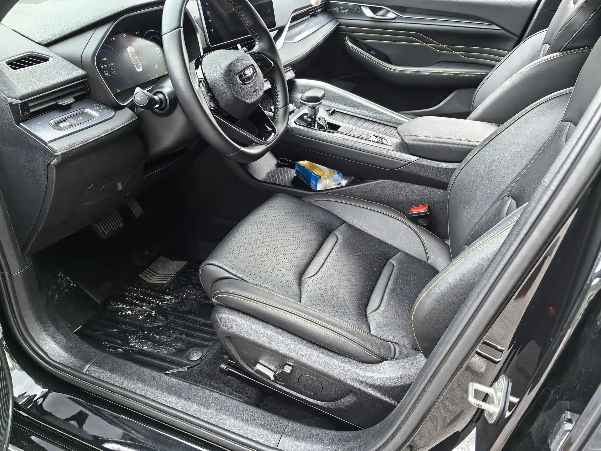 Фото 9 - Geely Preface