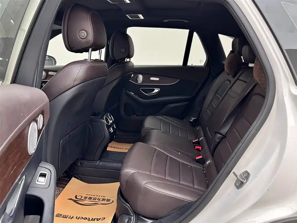 Mercedes-Benz GLC 2021 GLC 300 L 4MATIC Sporty фото 9