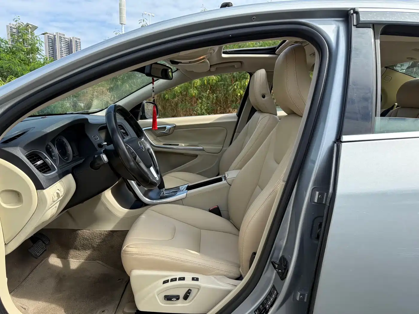 Volvo S60 (Import) 2012 2012 T5 Prestige Edition