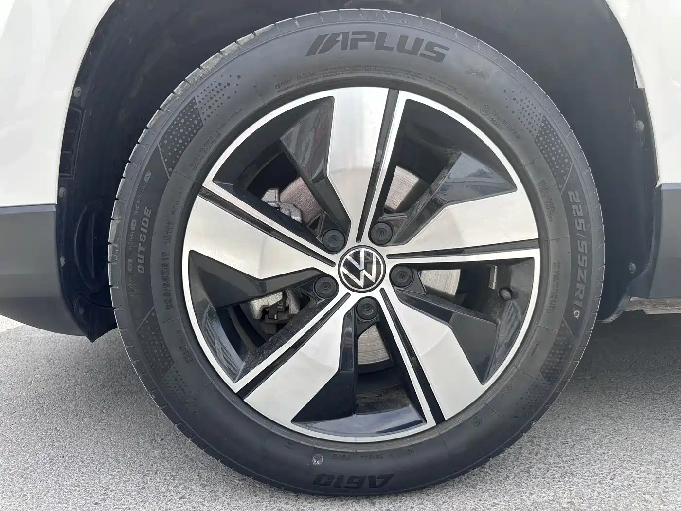 Volkswagen Tharu 2022 280TSI 2WD Comfort фото 11