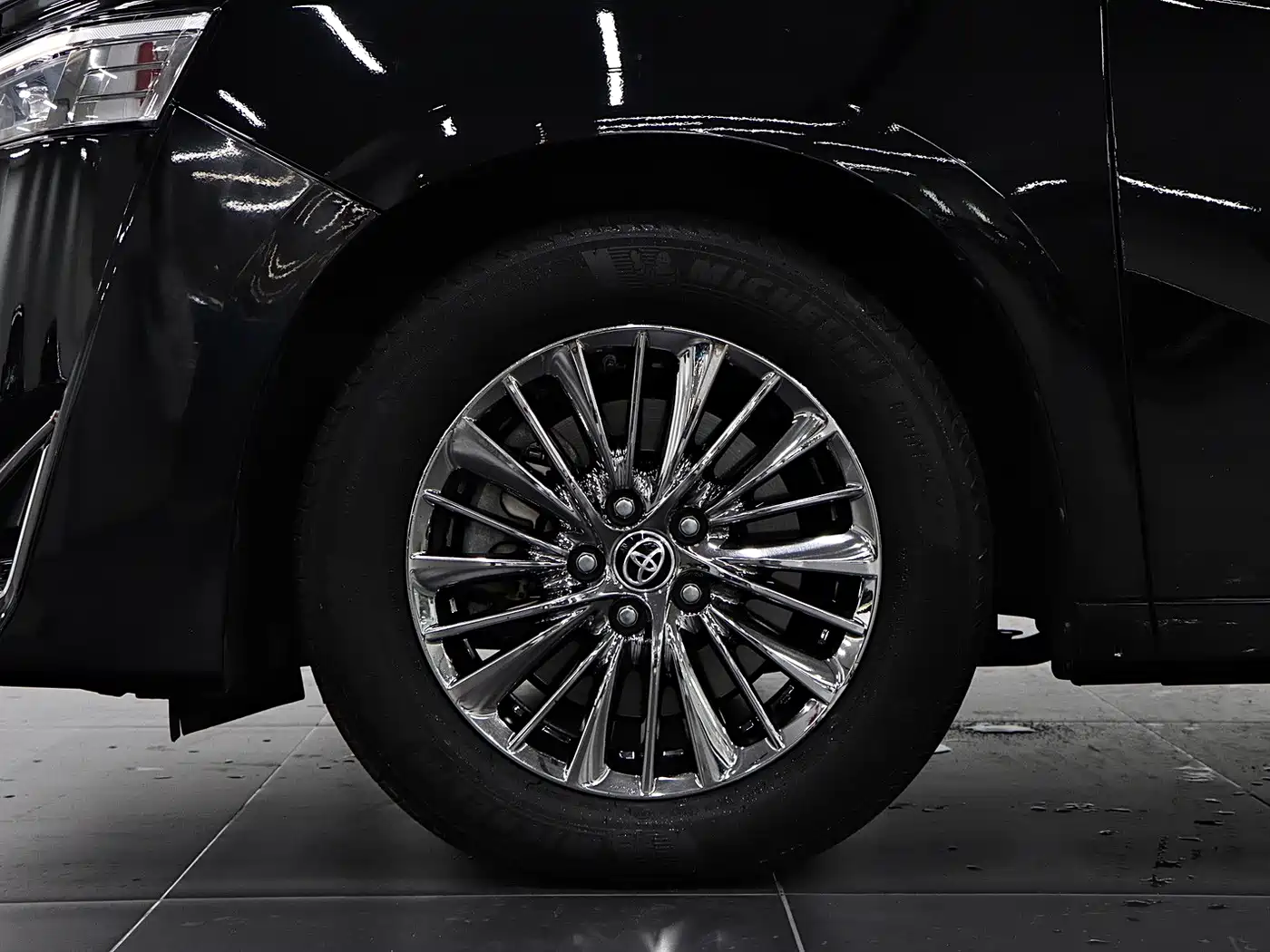 Toyota Vellfire 2020 2020 Twin Engine 2.5L HV Premium Edition