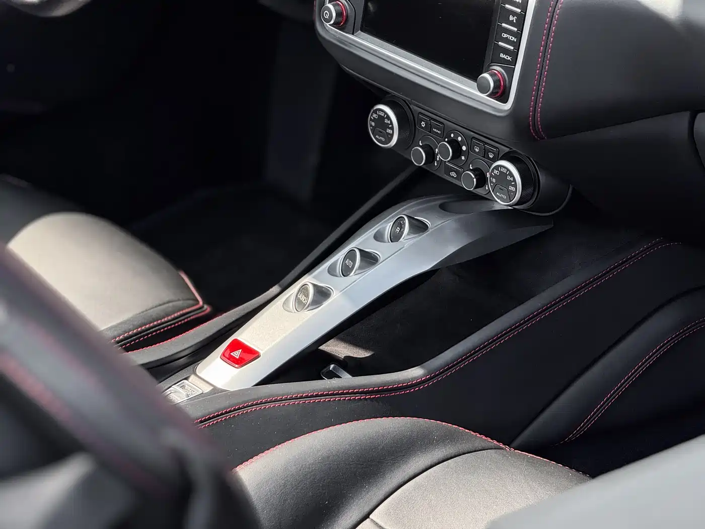 Ferrari California T 2015 3.9T Standard фото 4