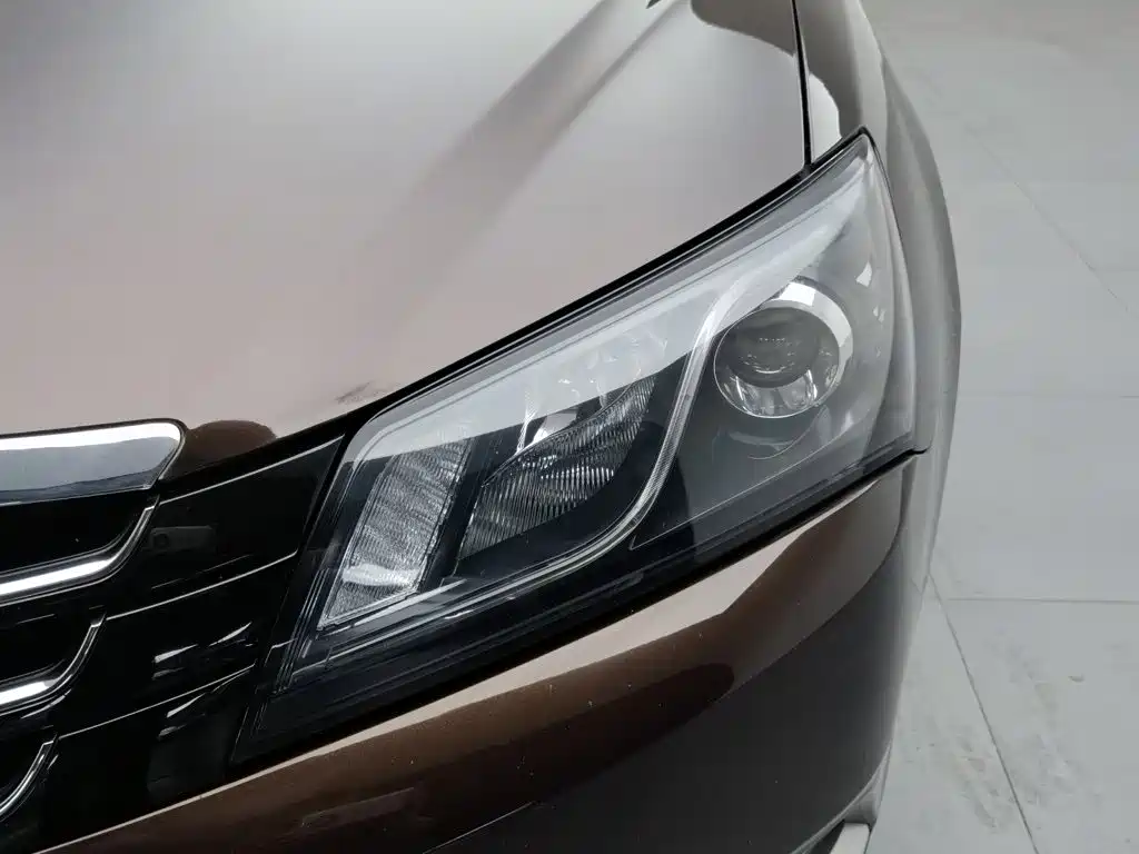 Geely Emgrand 2015 2015 Sedan 1.5L Manual Upward Edition