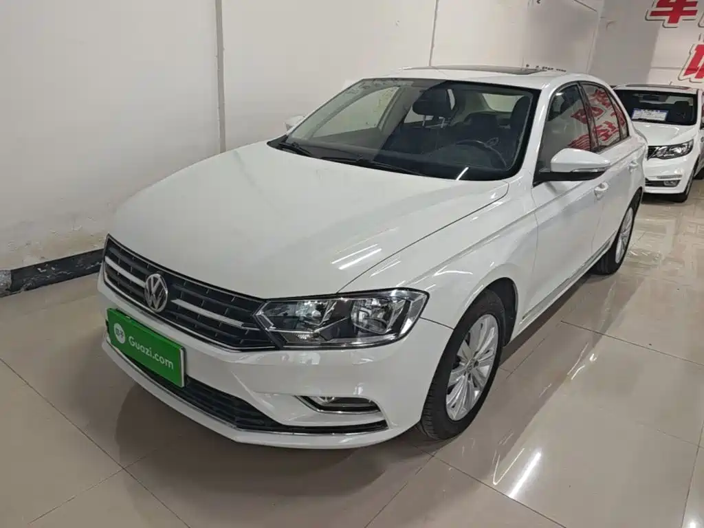 Фото 2 - Volkswagen Bora