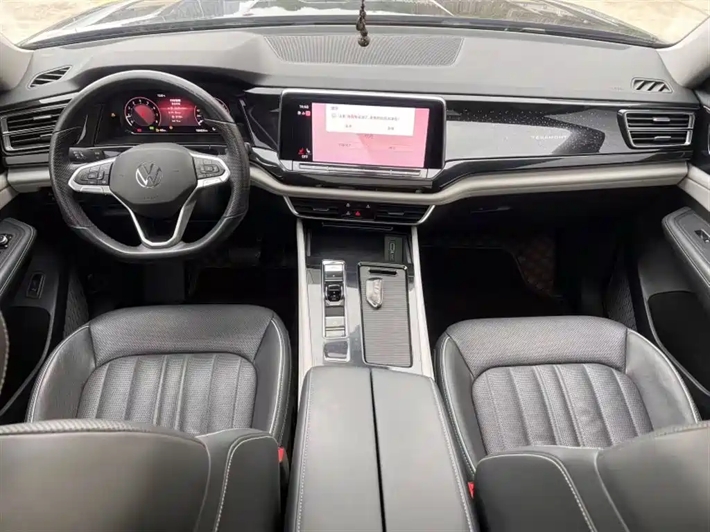 VOLKSWAGEN TOURANG