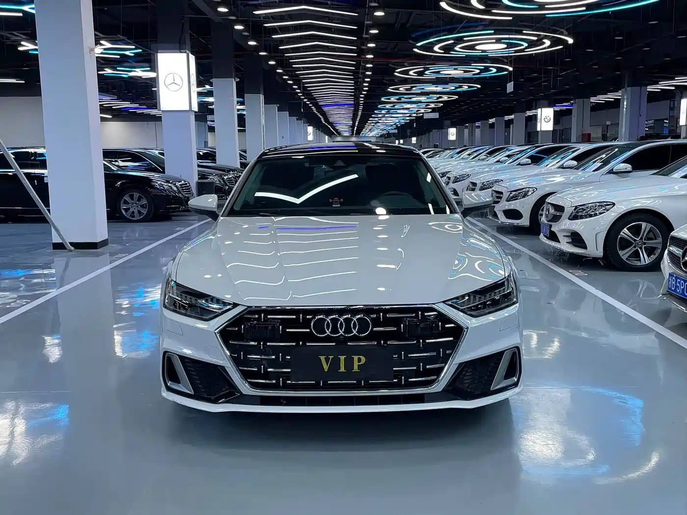 Audi A7 2020 40 TFSI Luxury фото 2