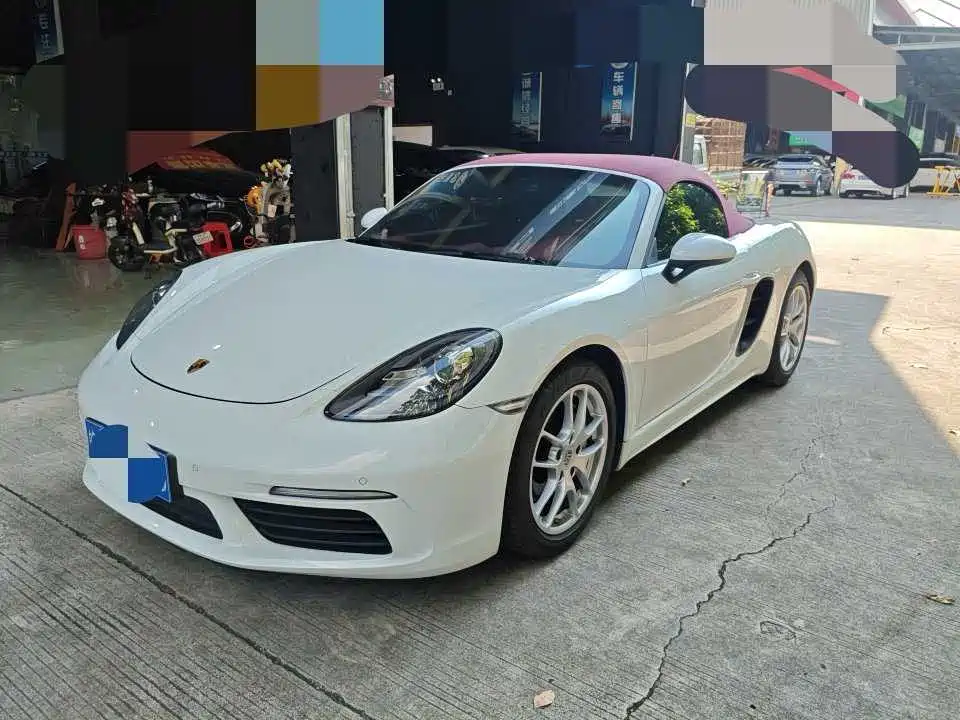 Photo 1 - Porsche 718
