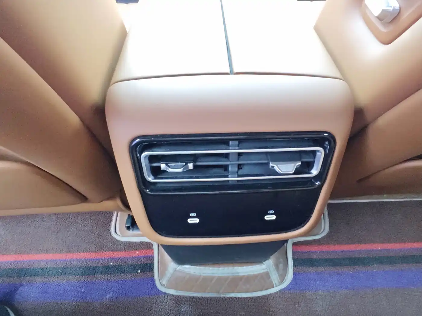 Jetour X70L 2025 2025 2.0T Automatic Flagship 7-Seater