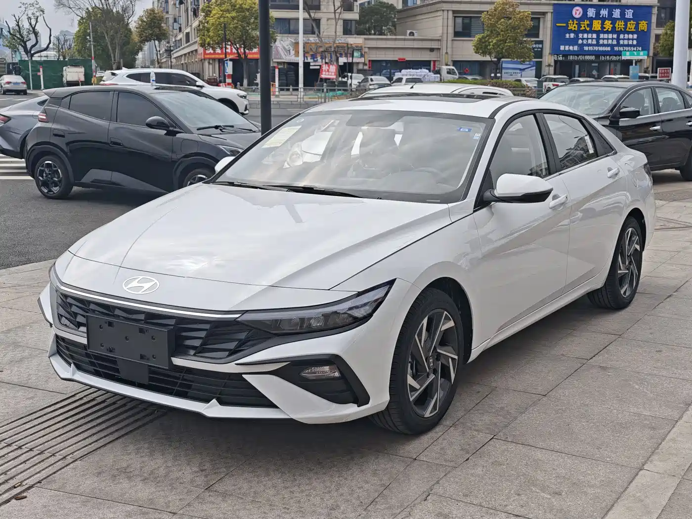 Hyundai Elantra 2023 1.5L CVT GLX Elite Edition