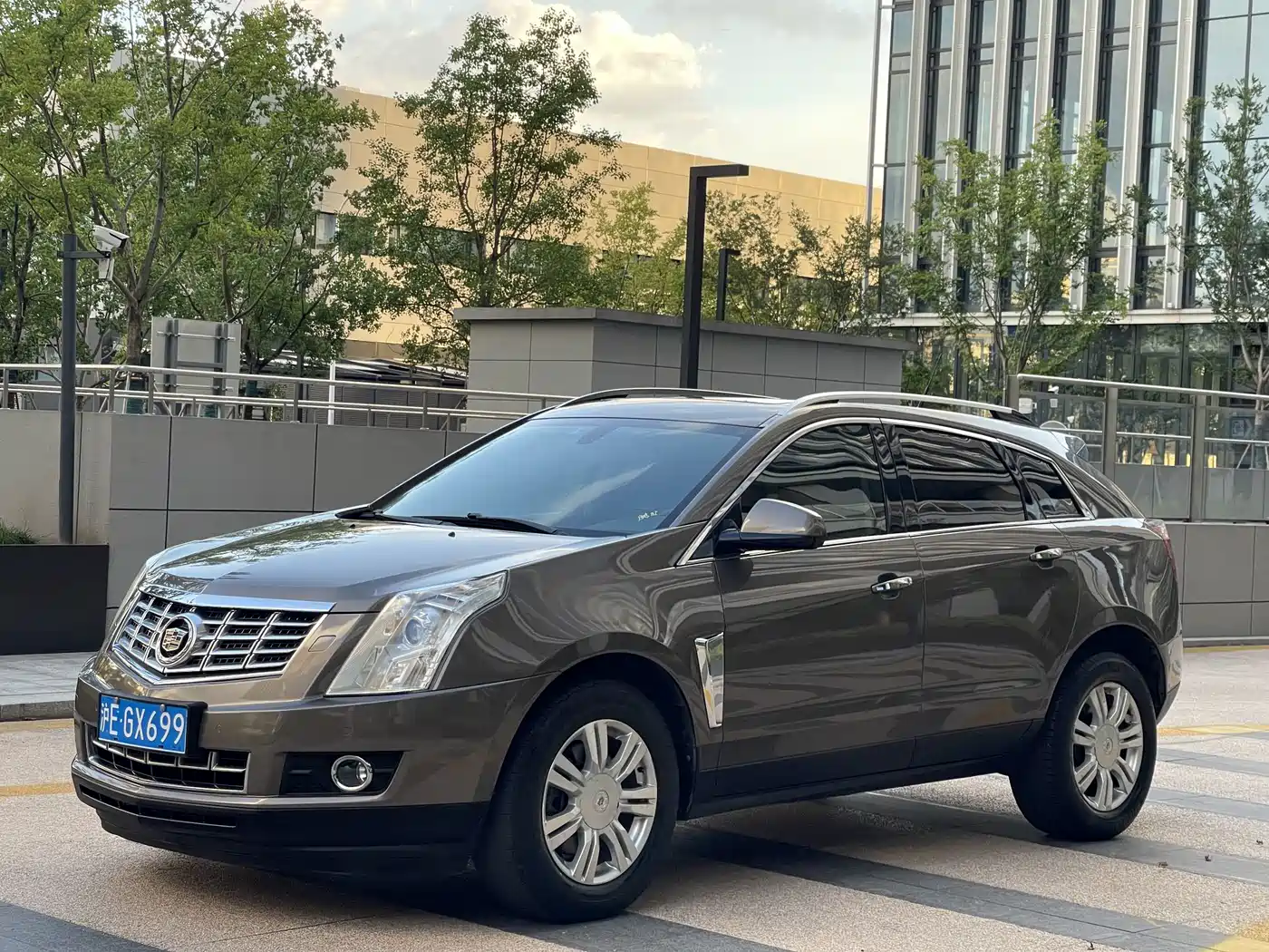 Фото 1 - Cadillac SRX