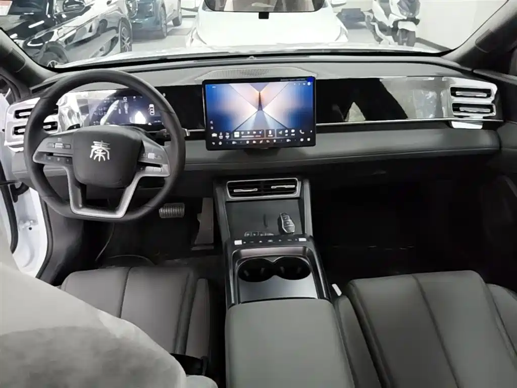 BYD Qin L 2026 Model DM-i Smart Drive Edition 128KM Pioneer фото 10