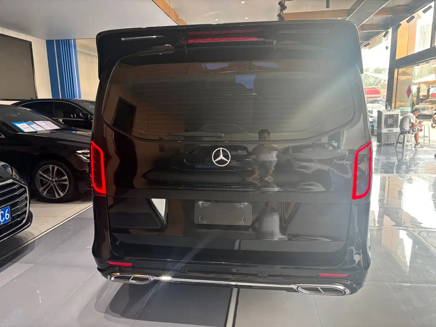 MERCEDES-BENZ VITO