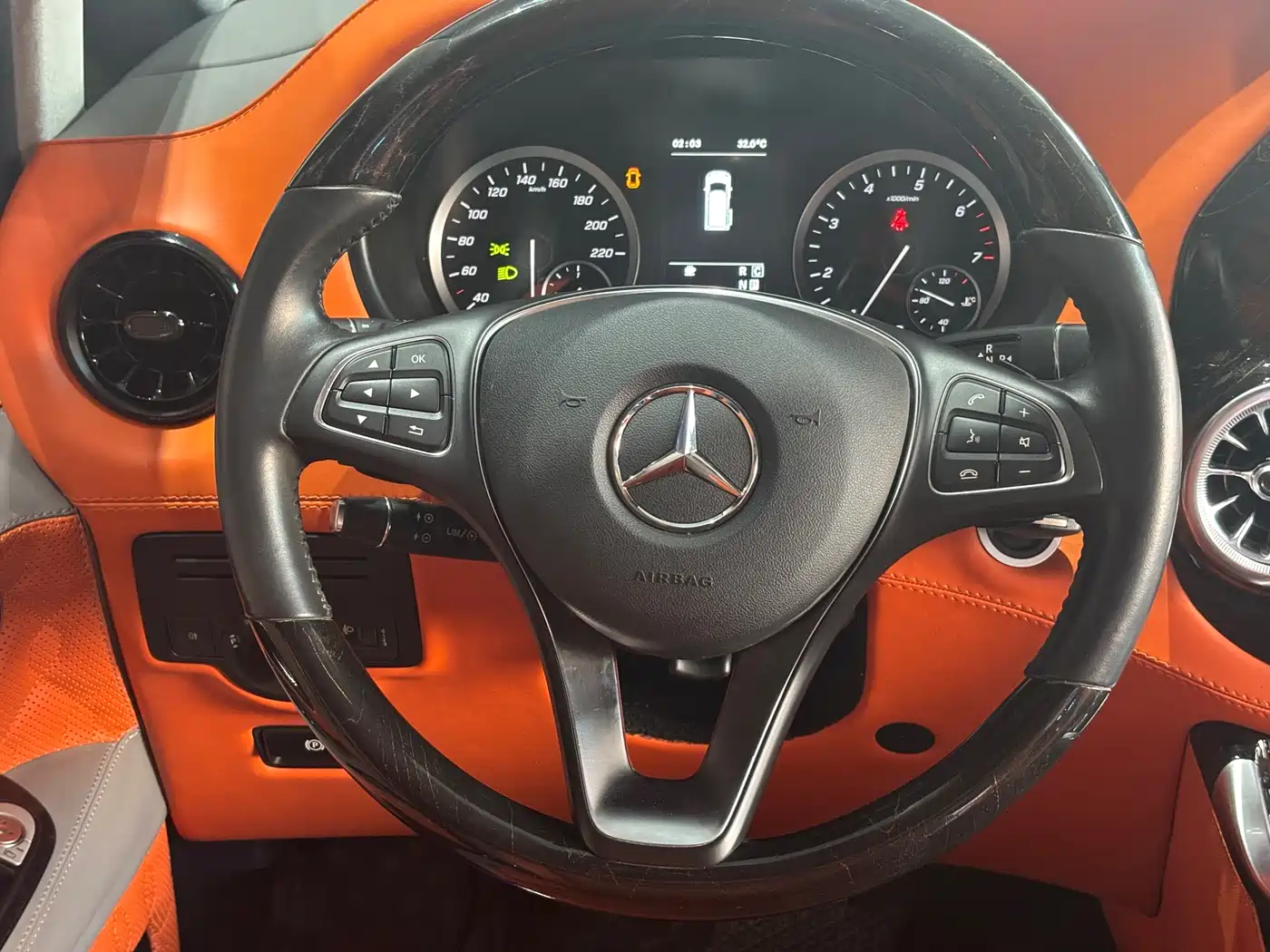 MERCEDES-BENZ VITO