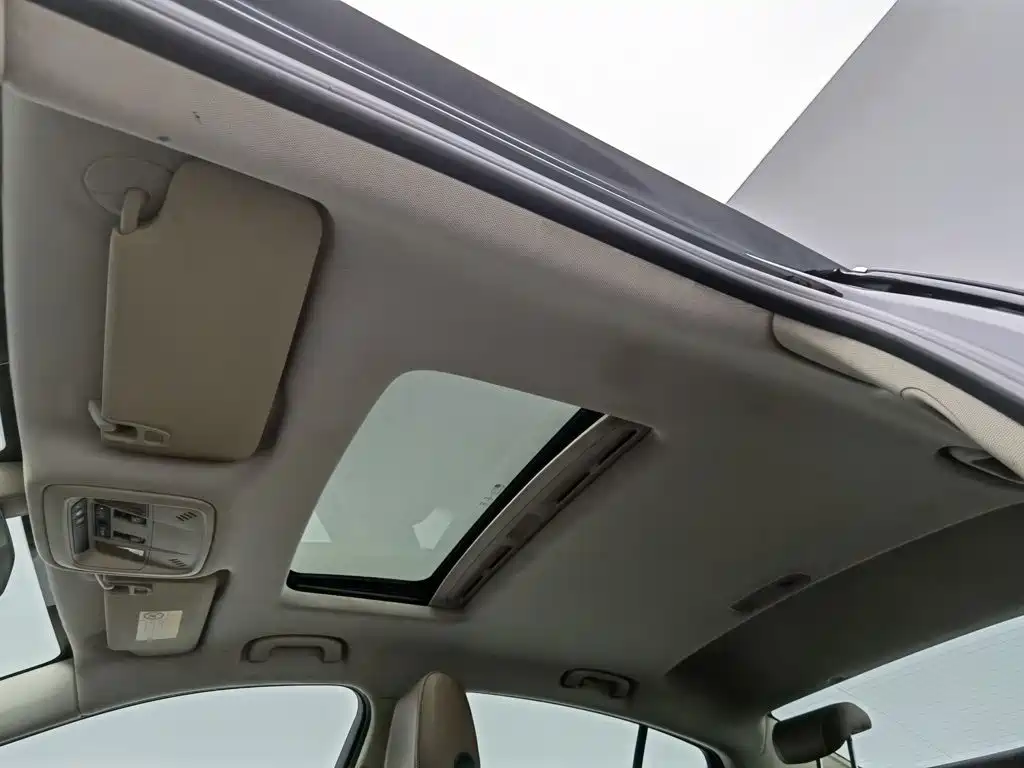 صورة 14 - Buick Regal
