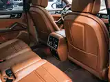 Фото 20 - Porsche Cayenne New Energy