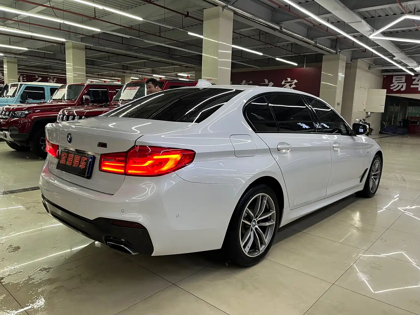 BMW 5 Series 2019 525Li M Sport Package фото 7