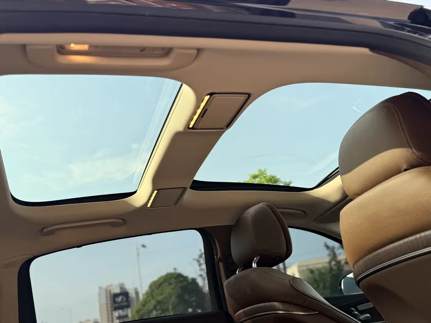 Mercedes-Benz E-Class 2022 Second Facelift E 300 L Luxury фото 11