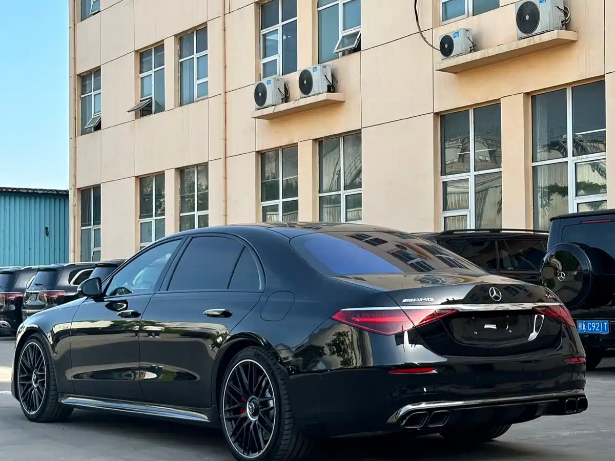 Mercedes-Benz S-Class AMG Hybrid 2024 AMG S 63 L E Performance фото 3