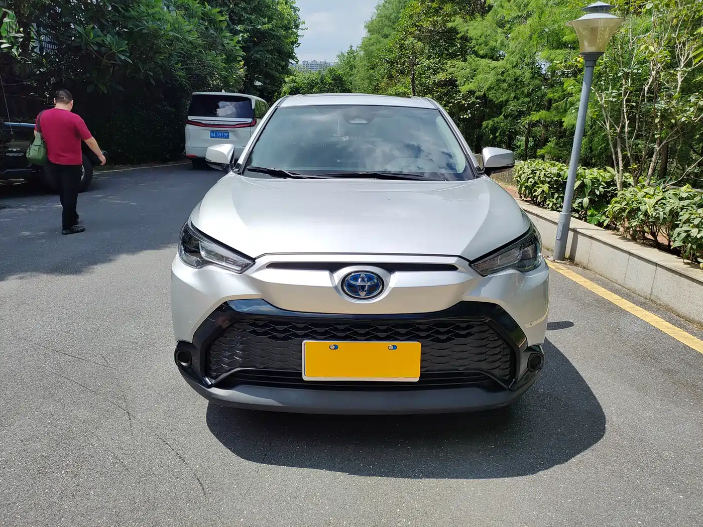 Toyota Frontlander 2023 2.0L Smart Hybrid Dual Engine Leading Edition фото 3
