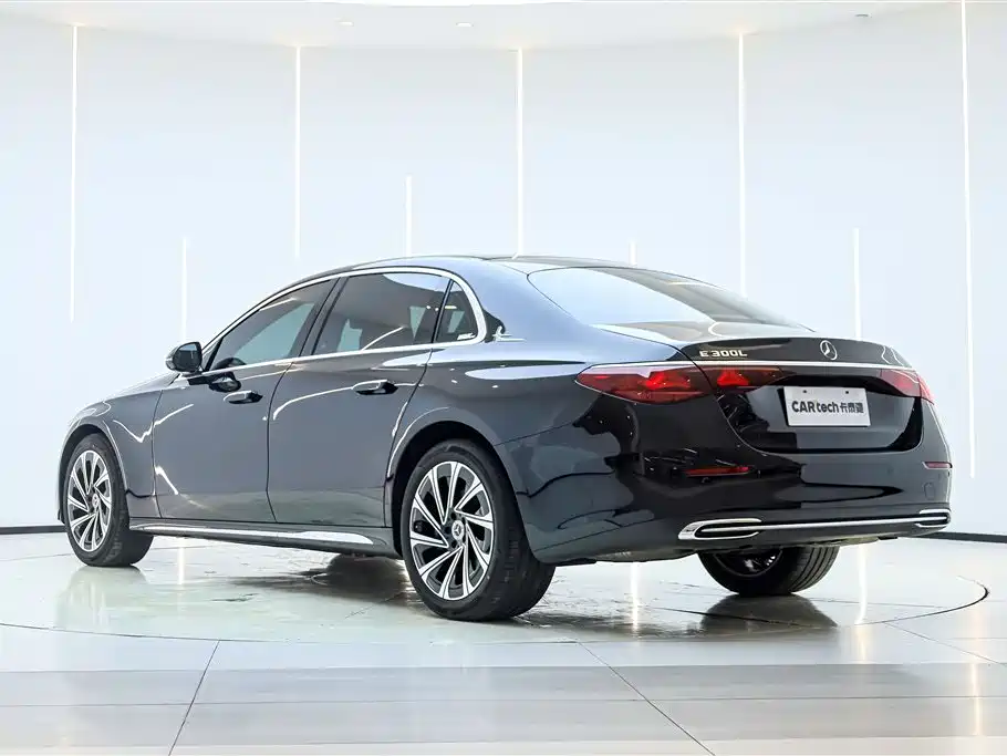 Mercedes-Benz E-Class 2024 Model E 300 L Luxury фото 7