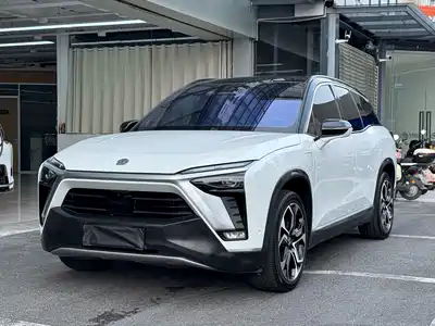 NIO ES8