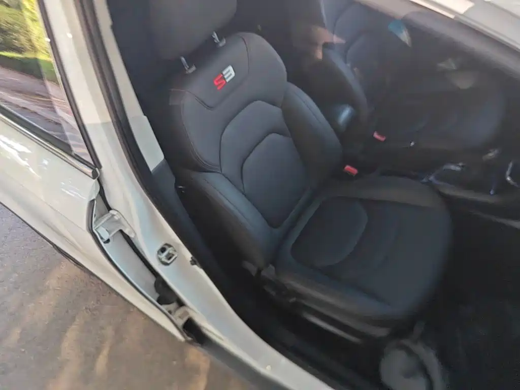 JAC Refine S3 2017 2017 1.6L CVT Luxury Smart