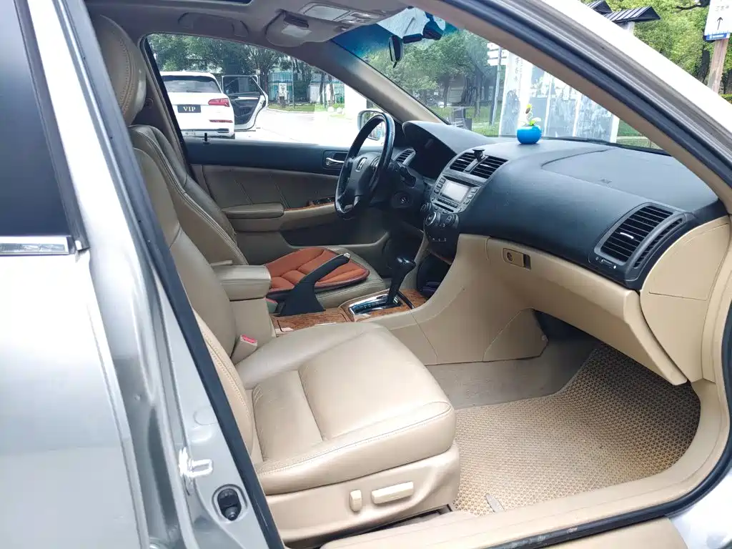 Honda Accord 2005 2005 Model 2.4L Heated