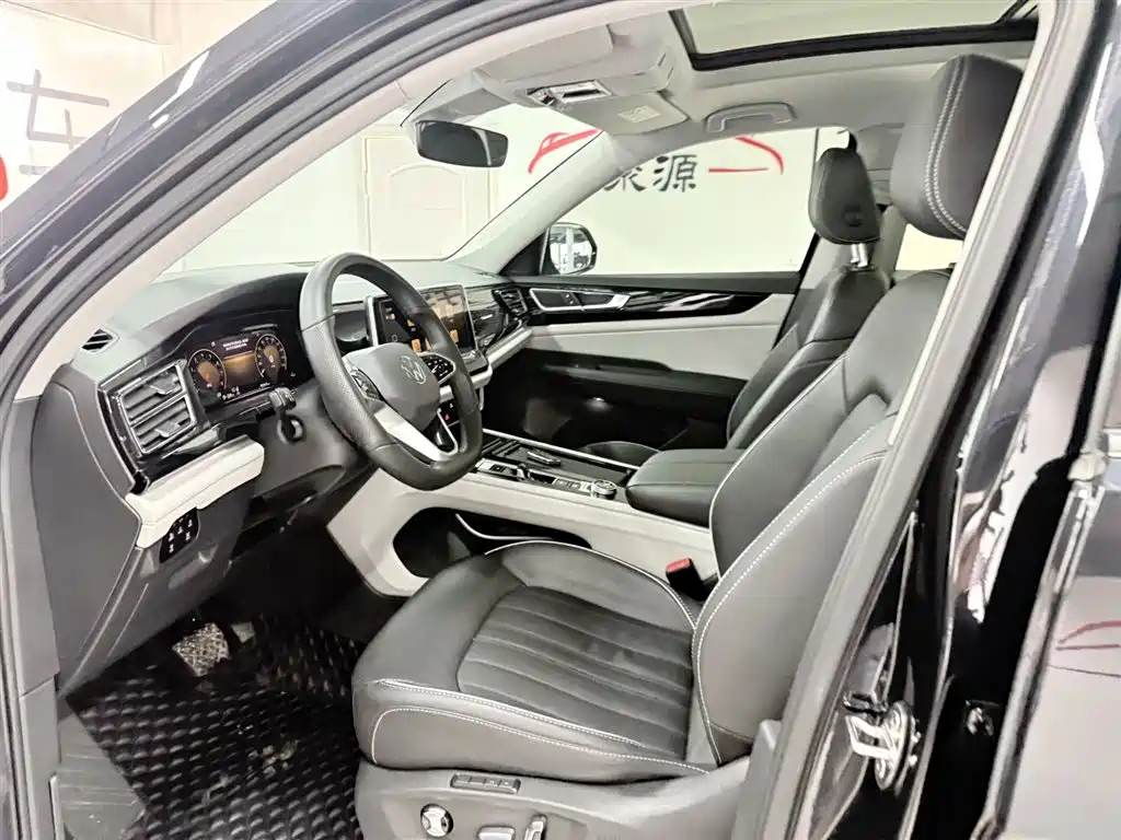 Volkswagen Teramont 2023 380TSI AWD Premium Flagship Edition фото 8