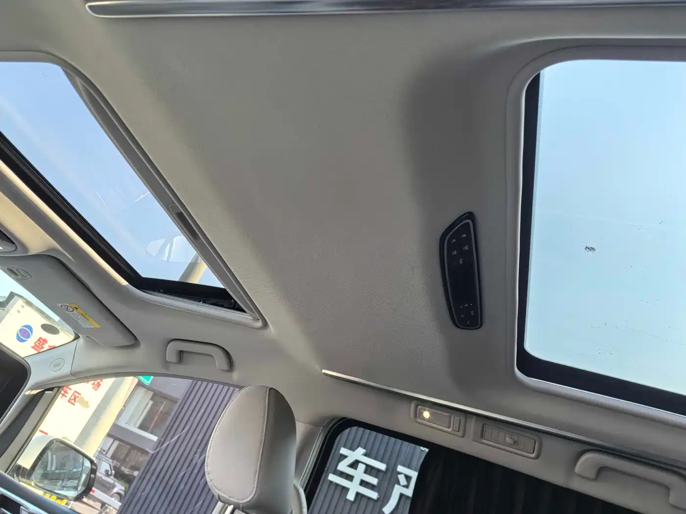 GAC Trumpchi Trumpchi M8 2018 320T Flagship Edition фото 15