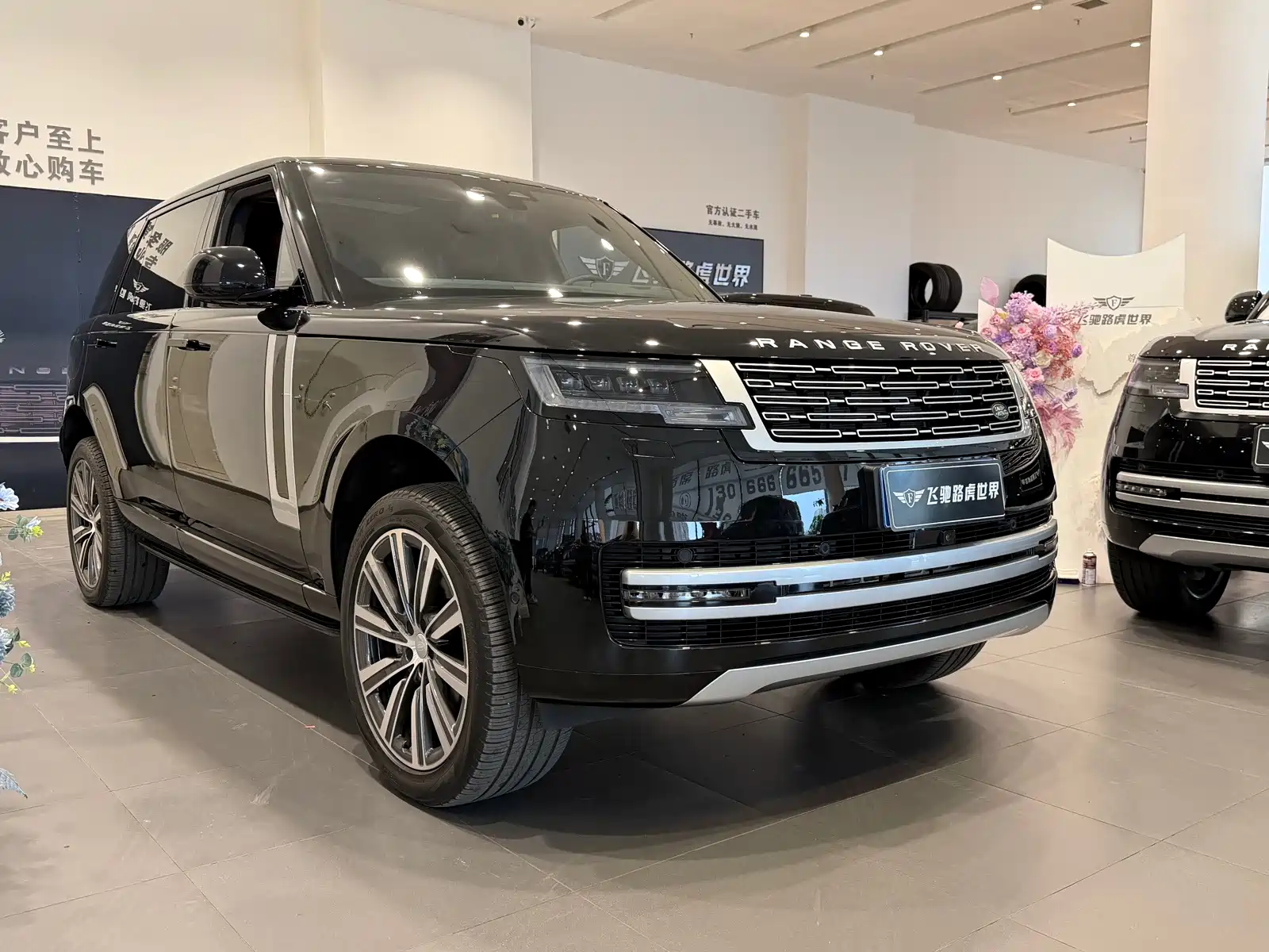 Фото 3 - Land Rover Range Rover