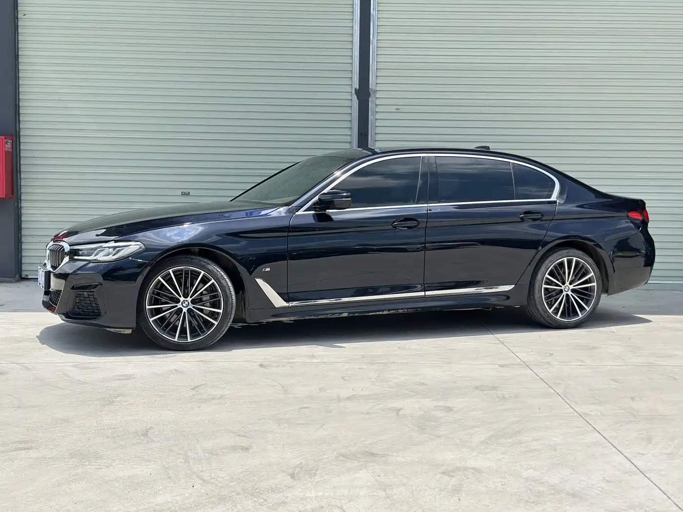 BMW 5 Series 2023 530Li Leading M Sport Package