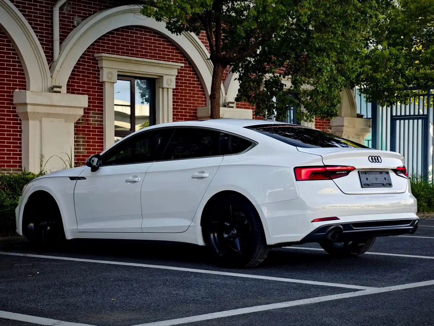Audi A5 (Import) 2017 2017 Sportback 40 TFSI Fashion