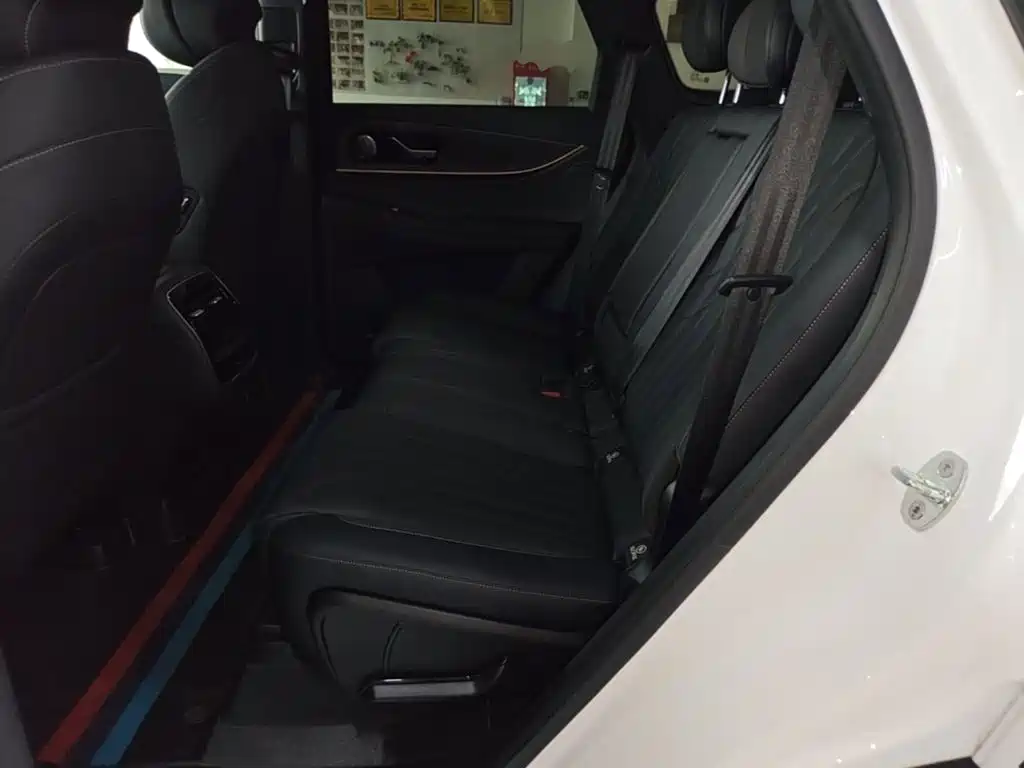 Chery Tiggo 9 2024 2025 2.0T DCT 2WD Luxury Edition 5-Seater