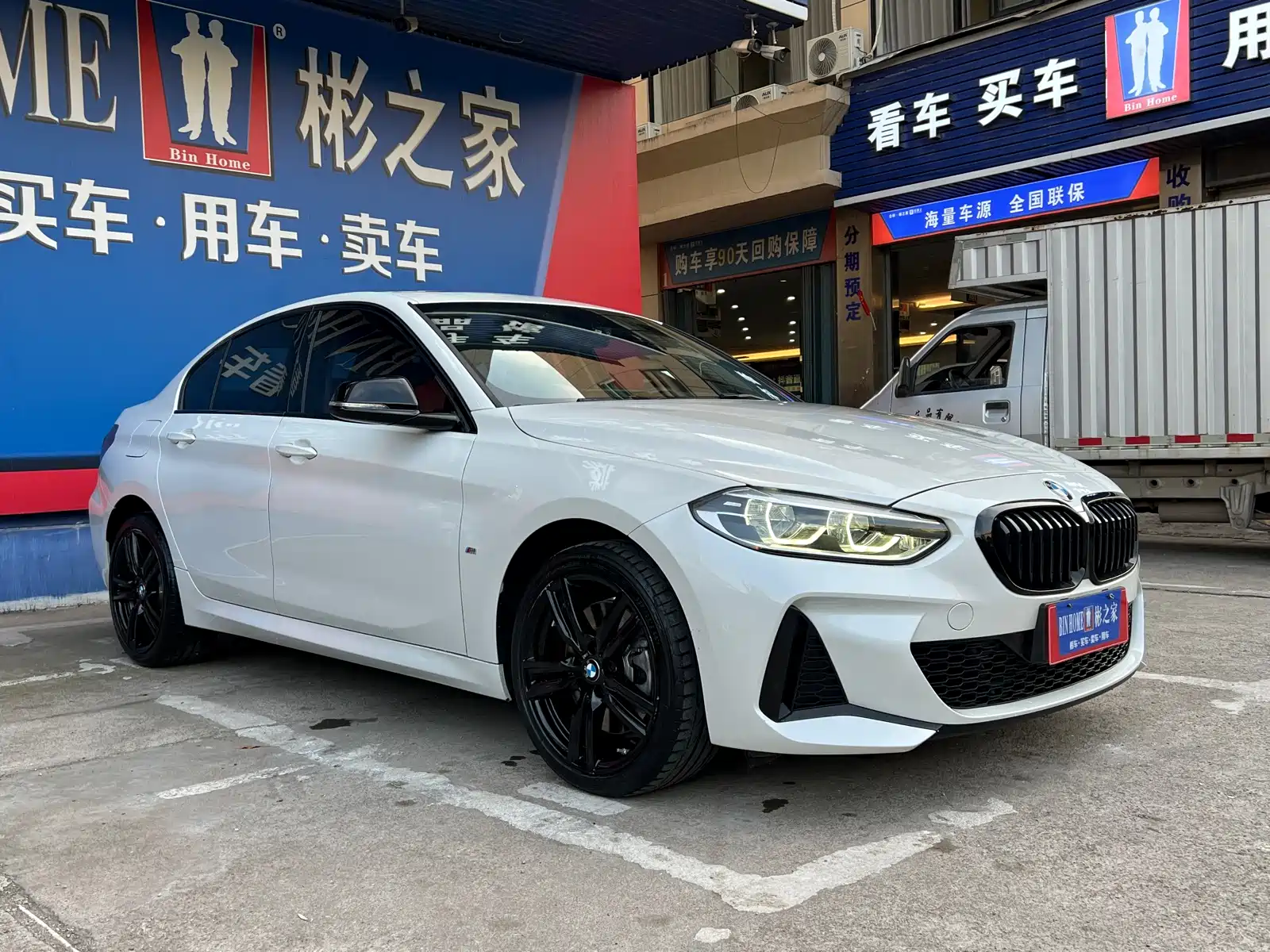 Фото 2 - BMW 1 Series