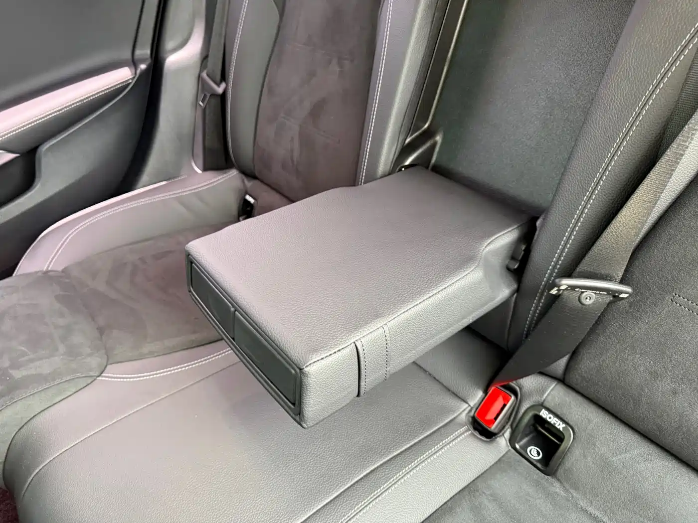 Mercedes-Benz A-Class 2021 A 200 L Sport Sedan Fashion Edition фото 37