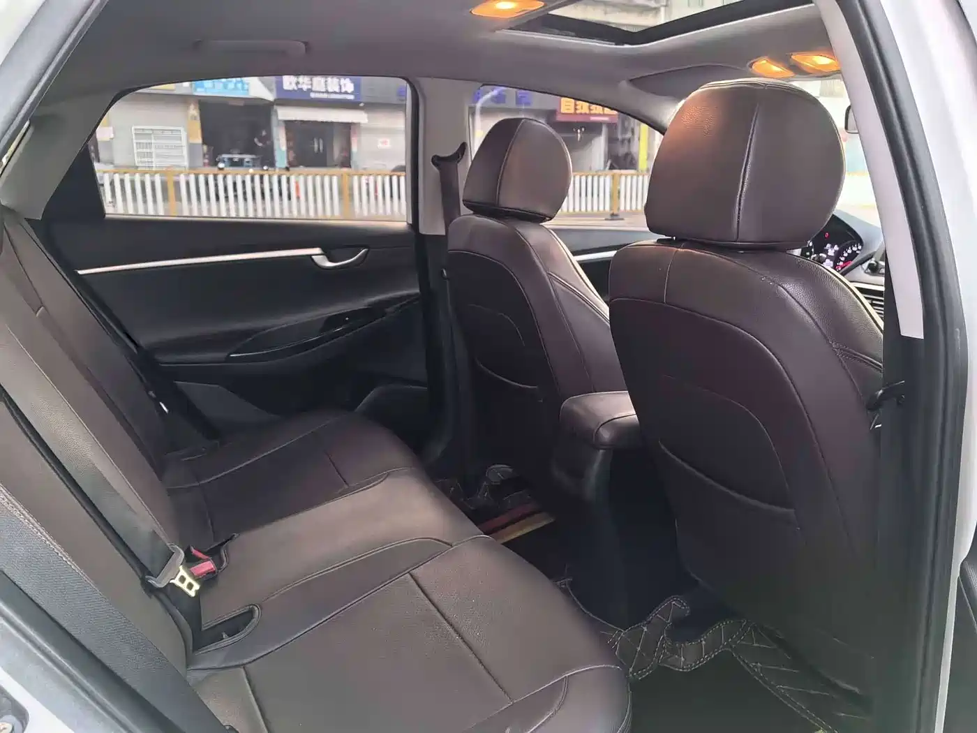Hyundai Elantra 2018 1.6L Auto Joy GL (China V) фото 9