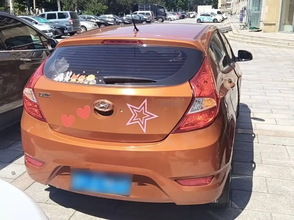 Hyundai Reina 2015 2014 Model 1.4L Automatic GLX