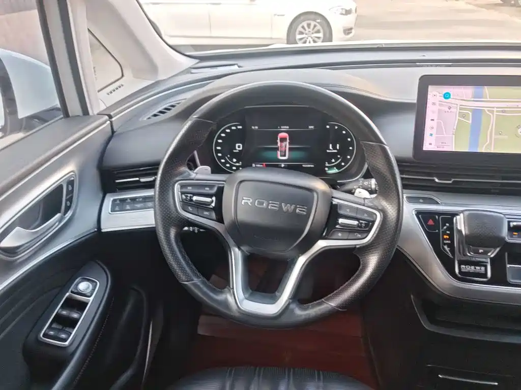 صورة 11 - Roewe iMAX8